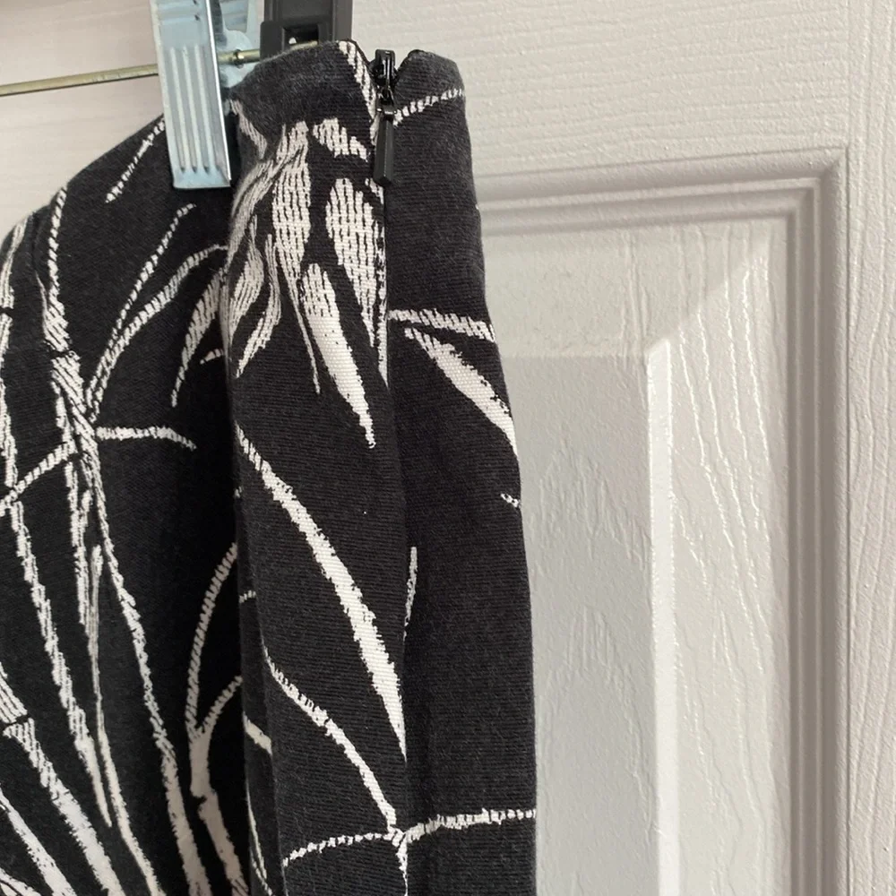 Talbots Black & White Bamboo Printed Capris Crop Pants Size 16W Petite
